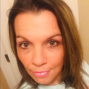 Meet your Posher, Chrystal